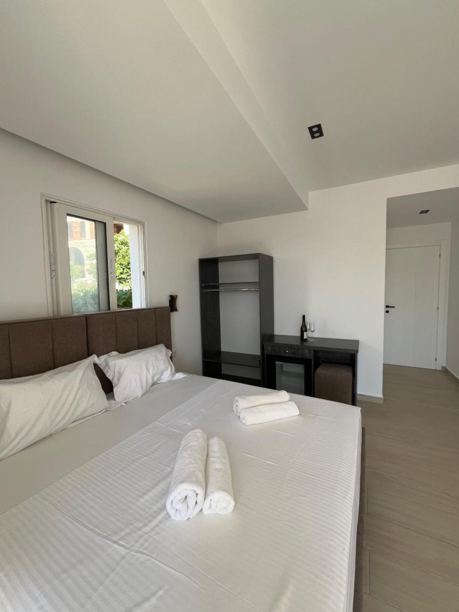 Del Mare Hotel Sarande Luaran gambar