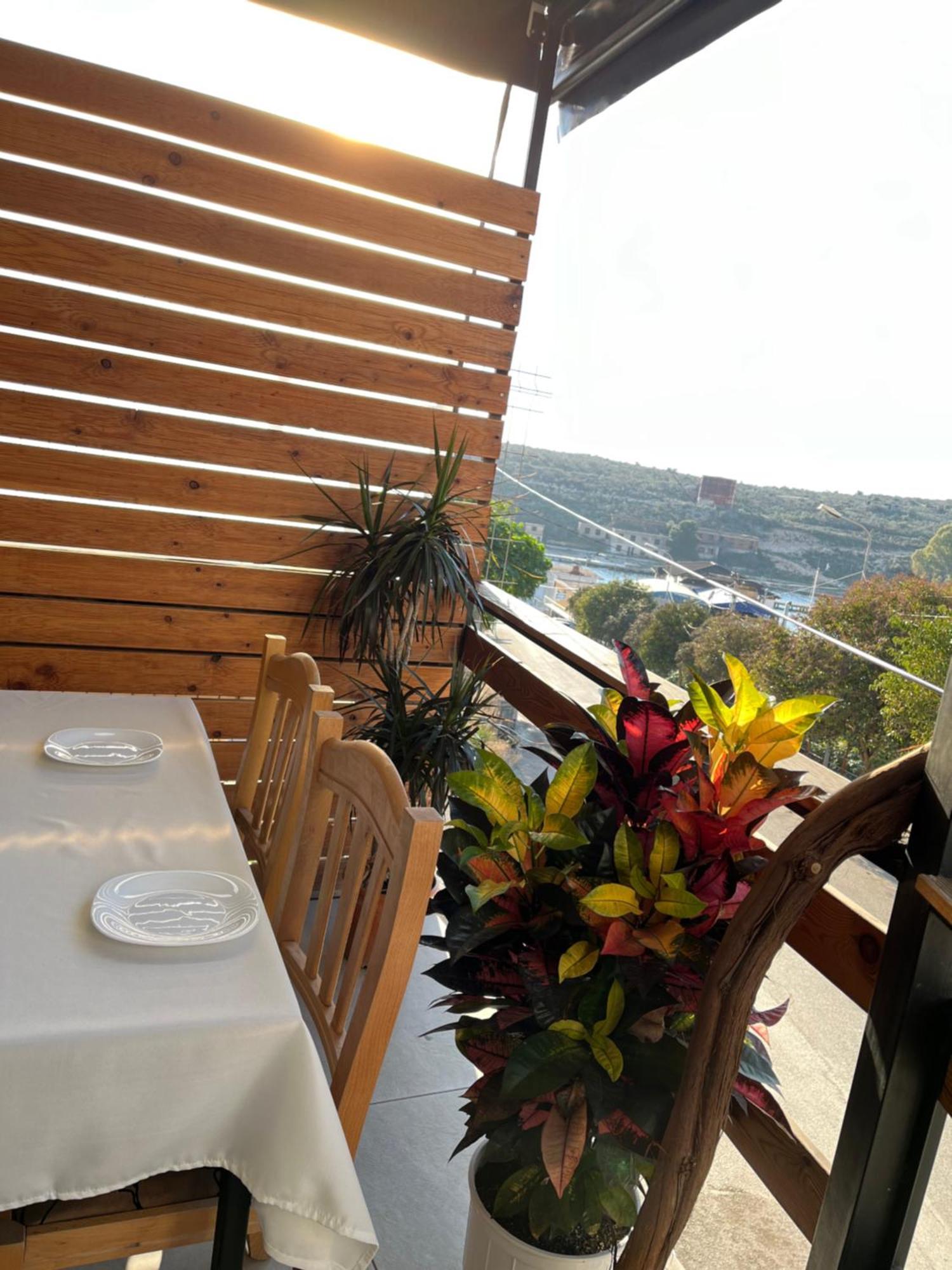 Del Mare Hotel Sarande Luaran gambar
